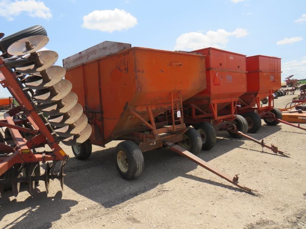 Killbros 300 Equipment Image0