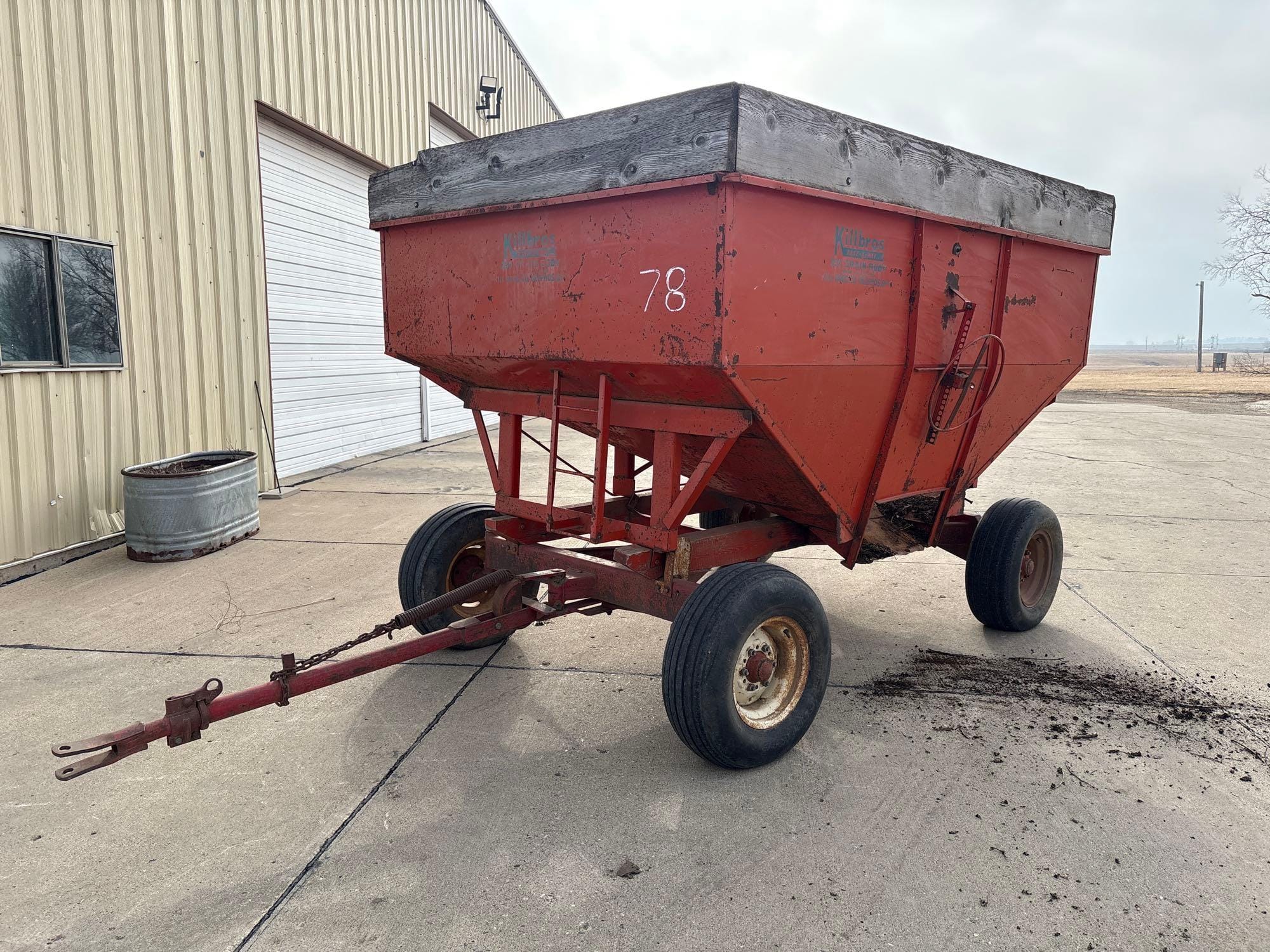 Killbros 350 Equipment Image0