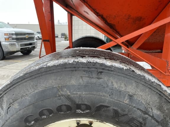 Image of Killbros 375 equipment image 2