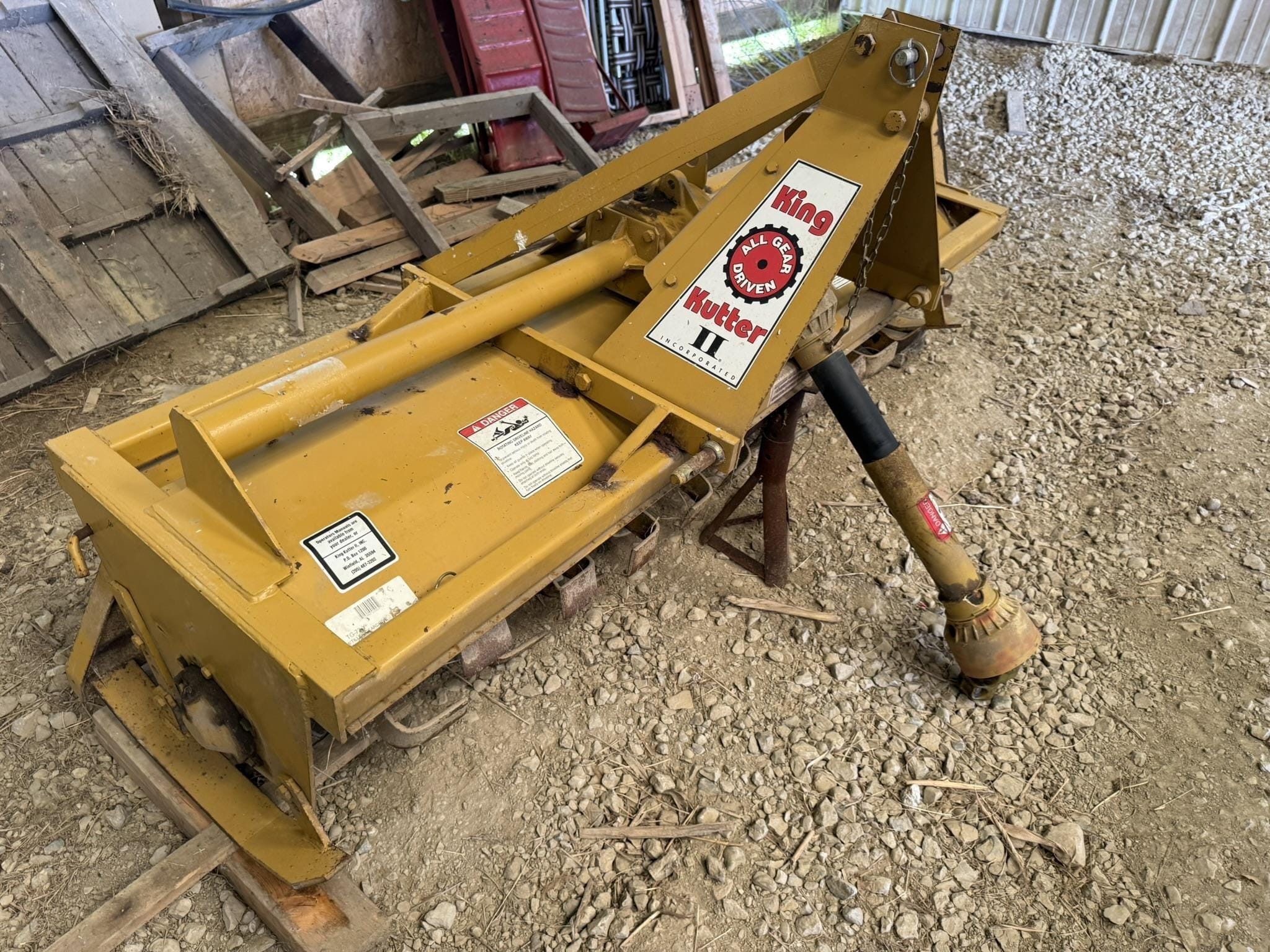 King Kutter TG-72 Equipment Image0