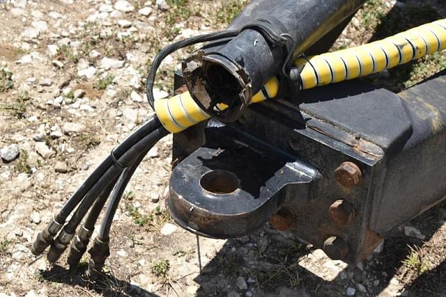 Image of Kinze 1040 equipment image 3