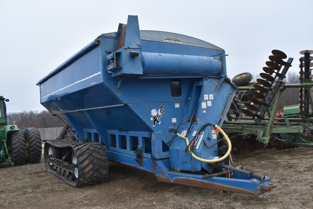 Image of Kinze 1040 equipment image 2