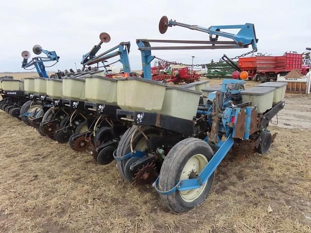 Image of Kinze Undetermined equipment image 2