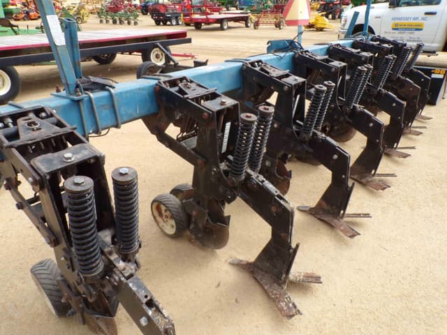 Image of Kinze 1500 equipment image 4
