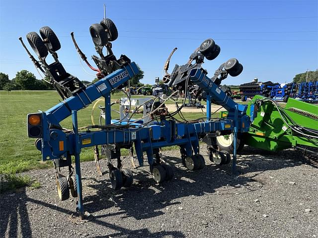 Image of Kinze 1500 equipment image 1