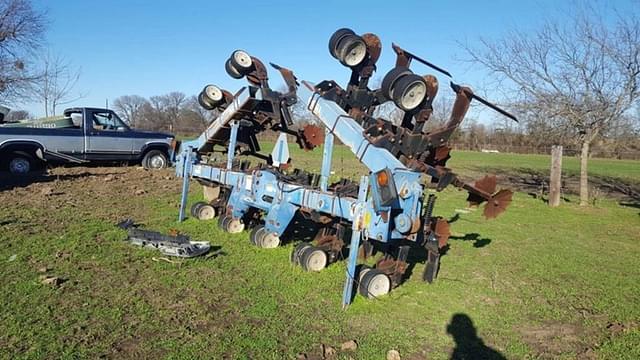 Image of Kinze 1500 equipment image 1