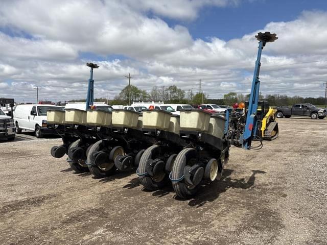 Image of Kinze 2000 equipment image 3