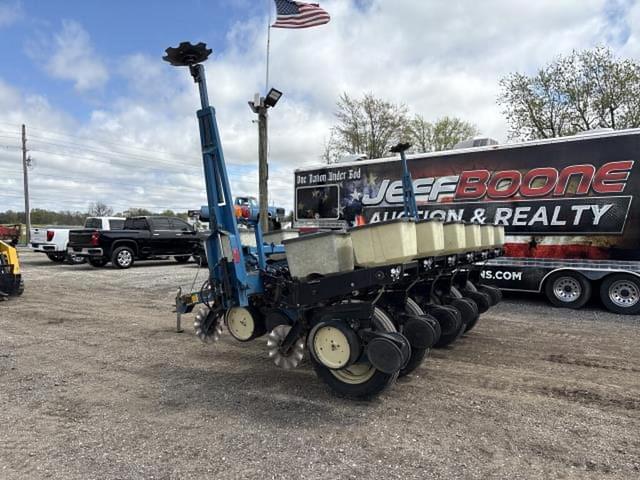 Image of Kinze 2000 equipment image 1