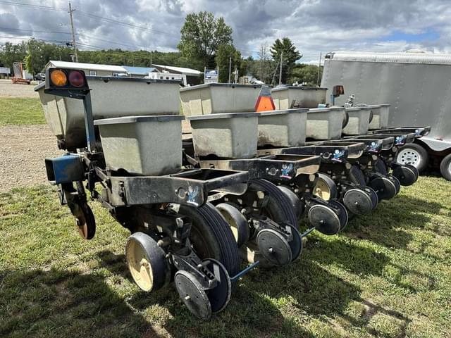 Image of Kinze 2000 equipment image 2