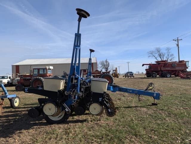 Image of Kinze 2000 equipment image 1