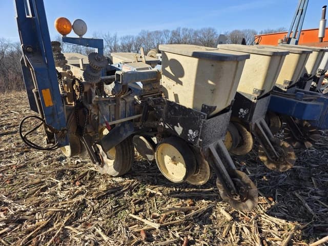 Image of Kinze 2000 equipment image 1