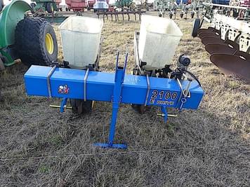 Main image Kinze 2100