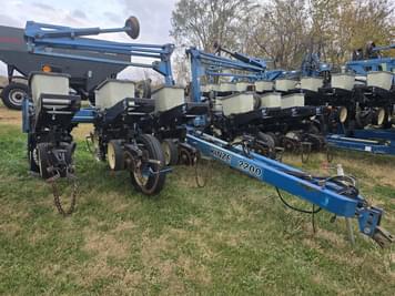 Main image Kinze 2200