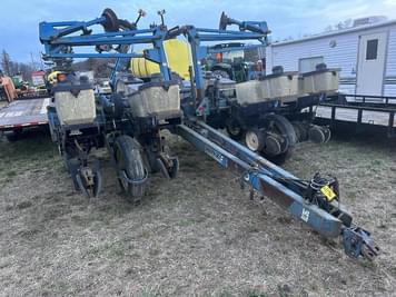 Main image Kinze 2200