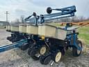 1995 Kinze 2200 Image