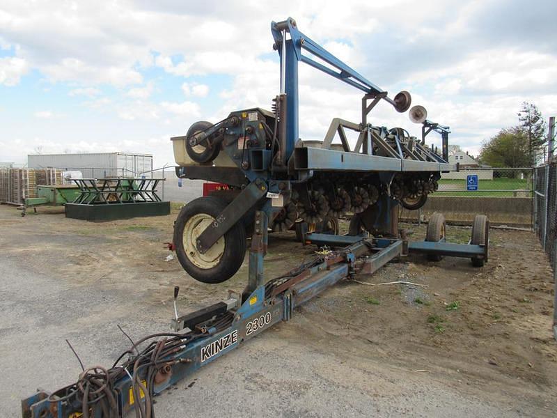 Image of Kinze 2300 Primary image