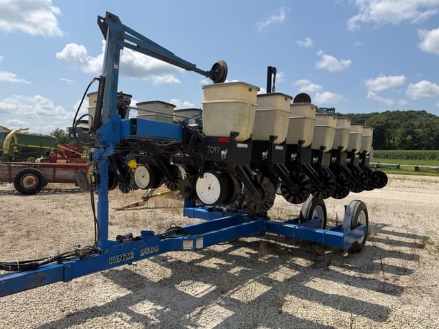 Image of Kinze 2500 equipment image 2