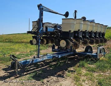 Main image Kinze 2500