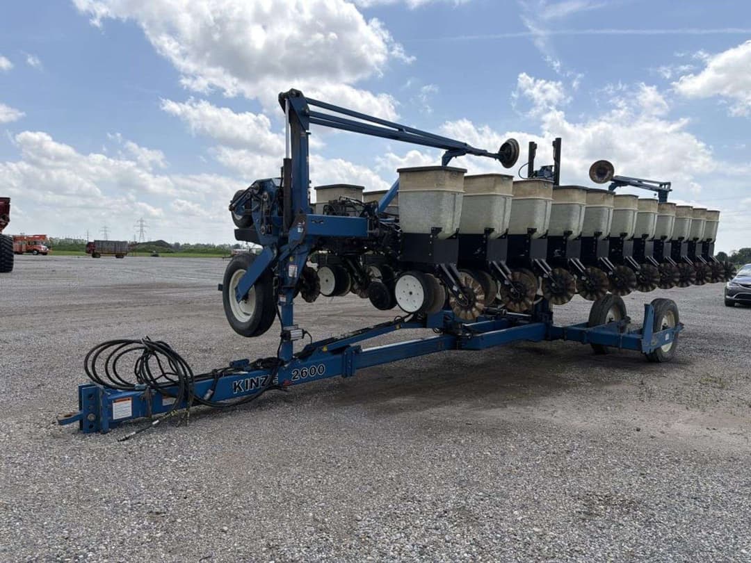 Image of Kinze 2600 Primary image