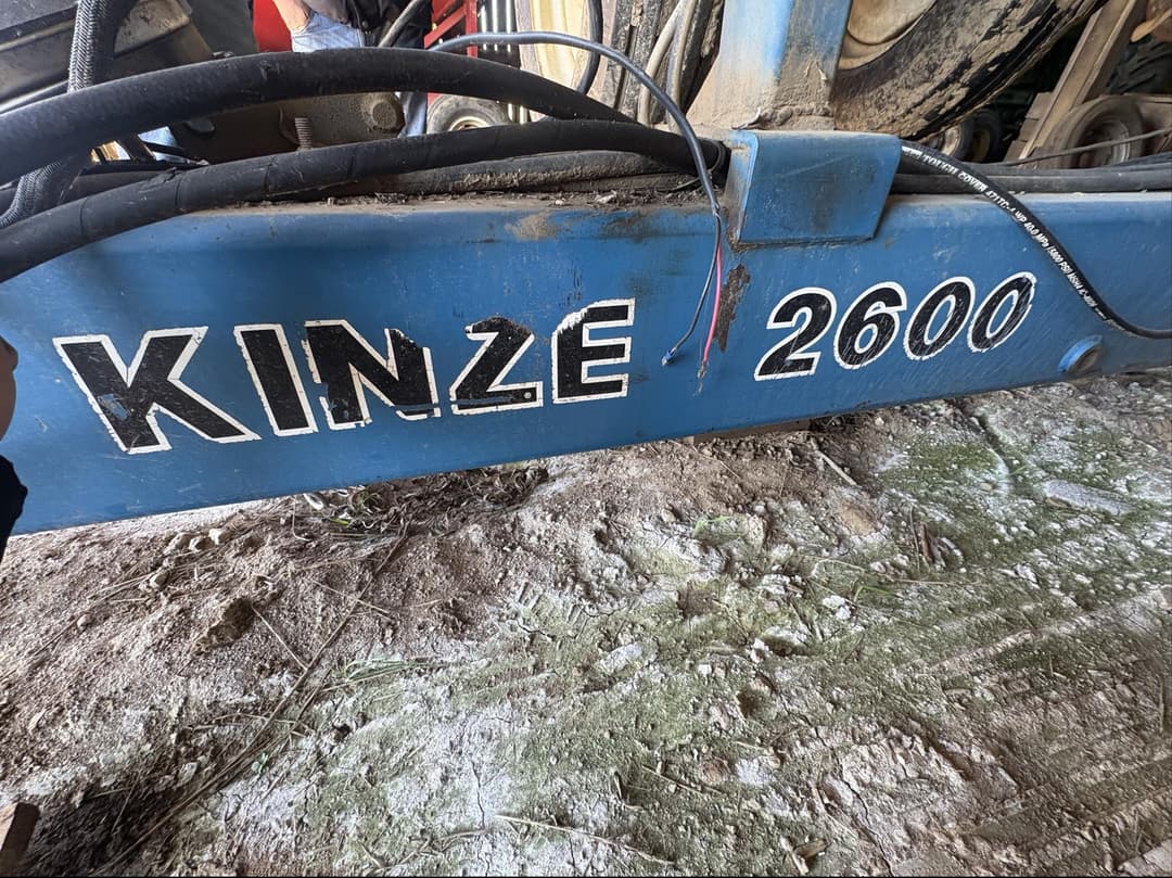 Image of Kinze 2600 Primary image