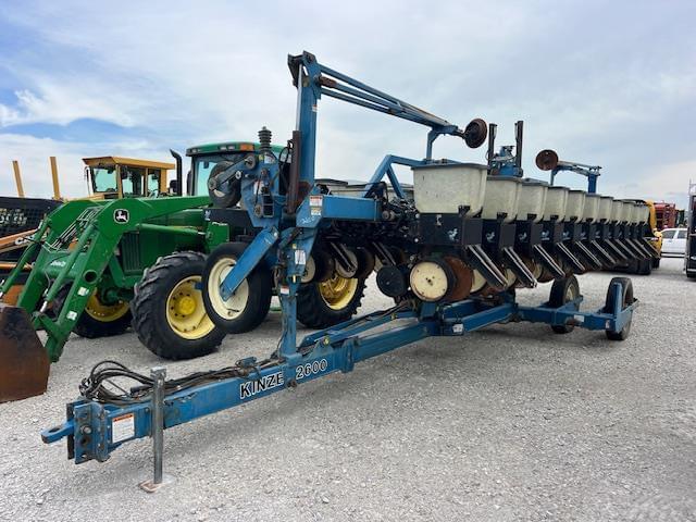 Image of Kinze 2600 Primary image