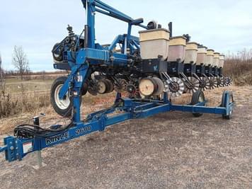 Main image Kinze 2600