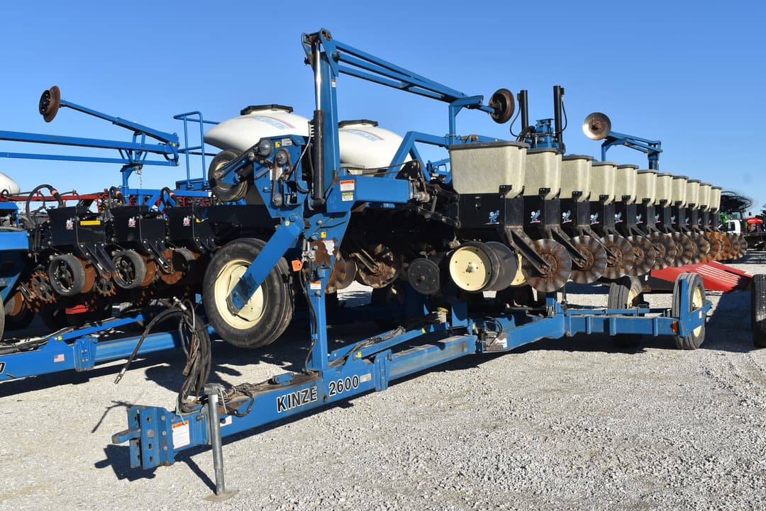 Image of Kinze 2600 Primary image