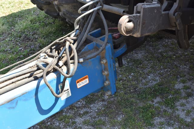 Image of Kinze 2600 equipment image 3