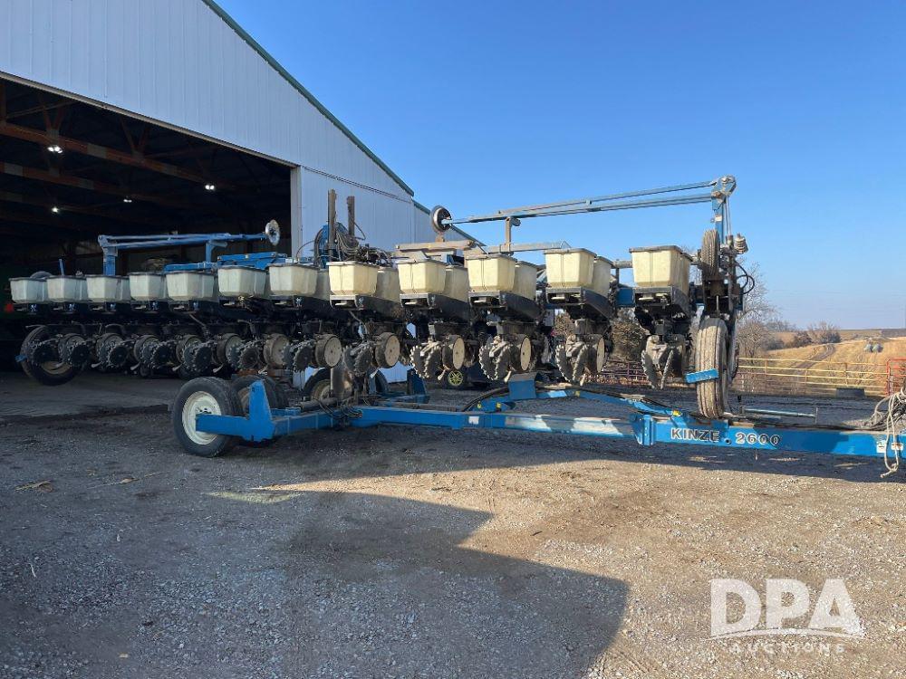 Image of Kinze 2600 Primary image