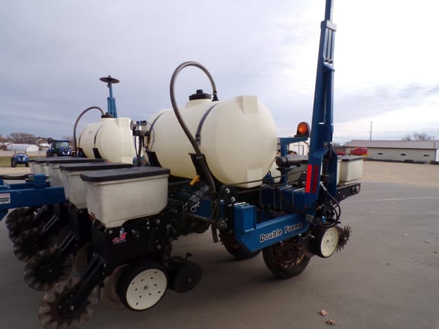 Image of Kinze 3000 equipment image 3