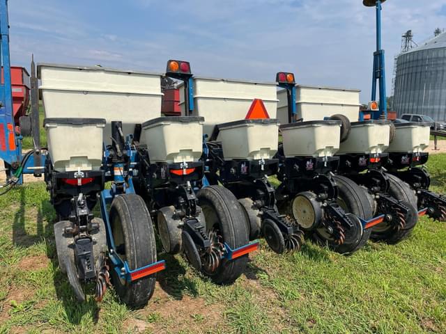 Image of Kinze 3000 equipment image 4