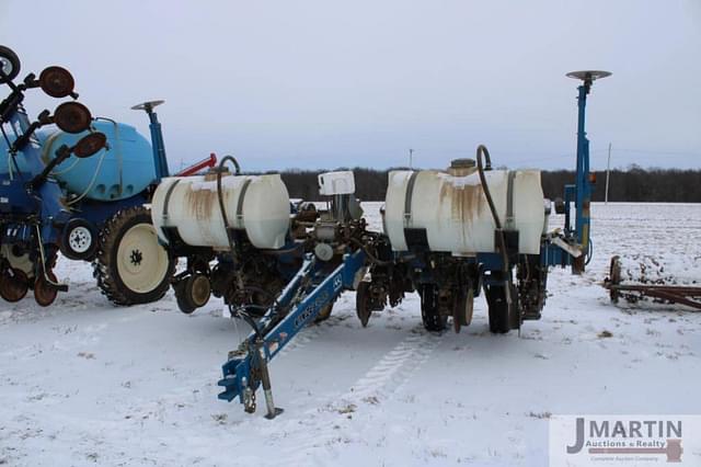 Image of Kinze 3000 equipment image 1