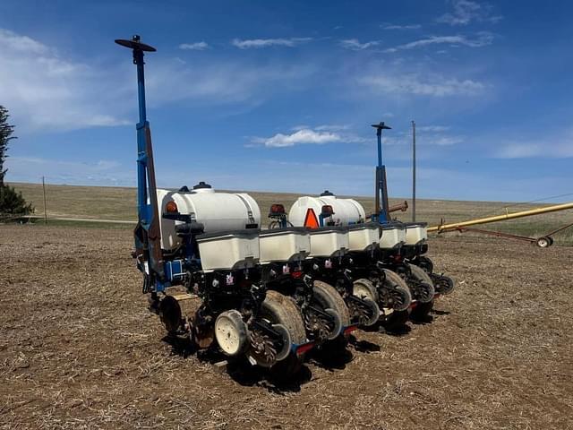 Image of Kinze 3000 equipment image 3