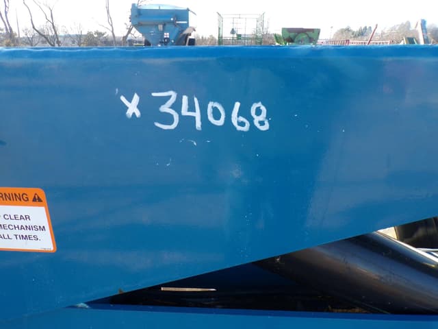 Image of Kinze 3140 equipment image 1