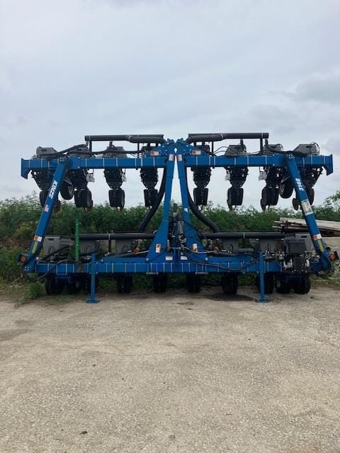 Main image Kinze 3140