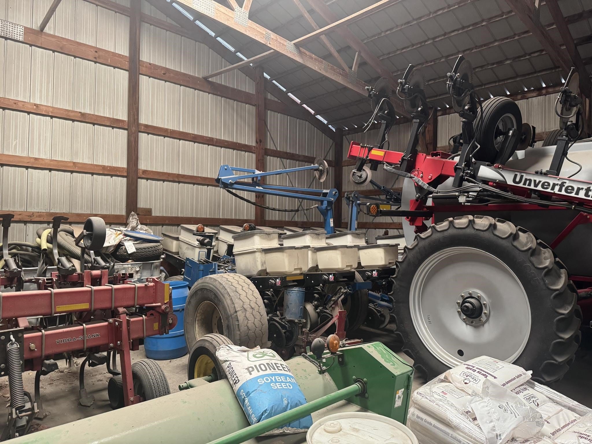2016 Kinze 3200 Equipment Image0