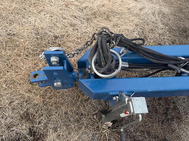 Image of Kinze 3200 equipment image 4