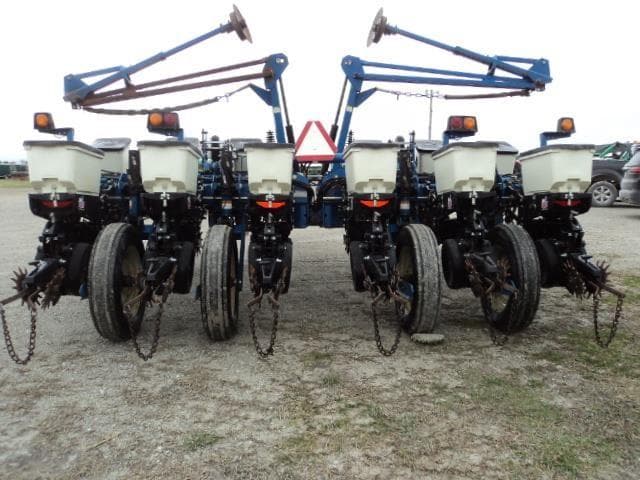 Image of Kinze 3200 Image 1