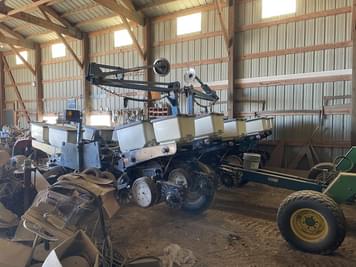 Main image Kinze 3200