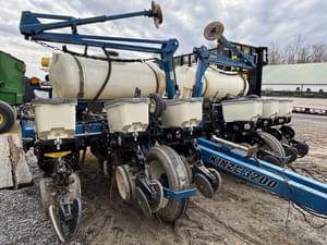 Kinze 3200 Image