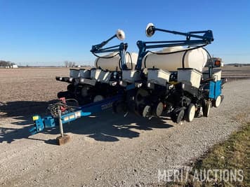 Main image Kinze 3200