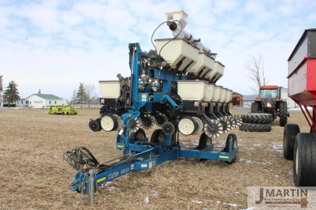 Image of Kinze 3500 equipment image 1