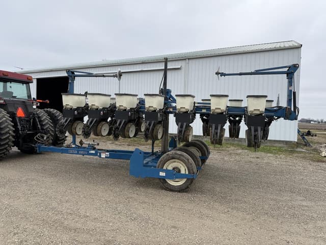 Image of Kinze 3500 equipment image 4