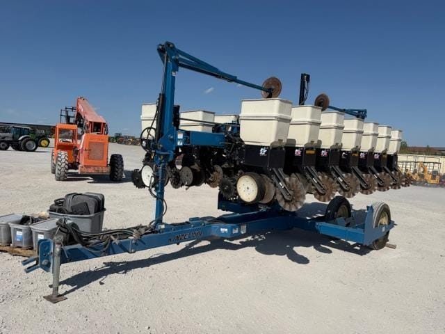 Kinze 3500 Equipment Image0