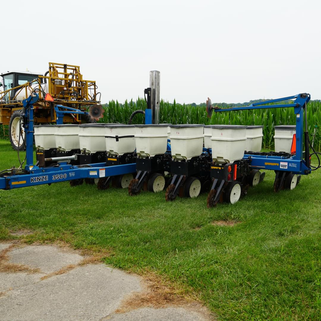 Image of Kinze 3500 Primary image