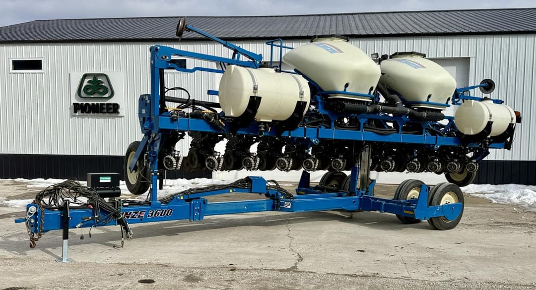 Image of Kinze 3600 Primary image