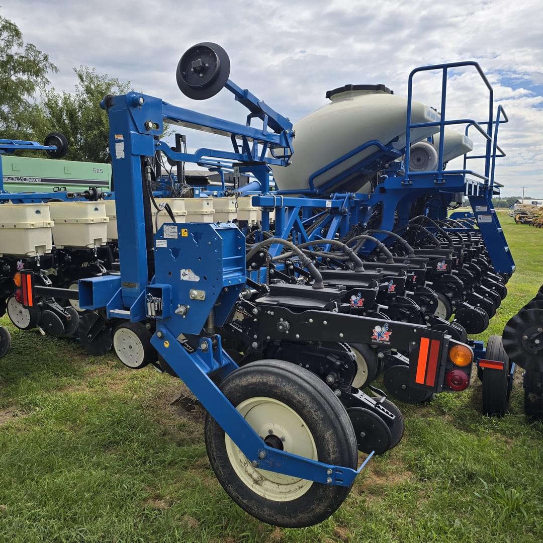 Image of Kinze 3600 Image 1