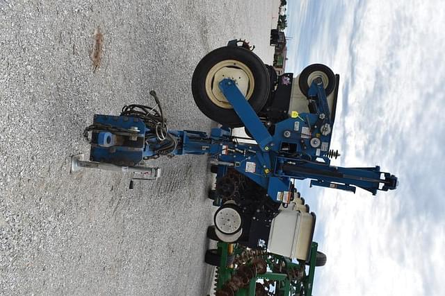 Image of Kinze 3600 equipment image 1
