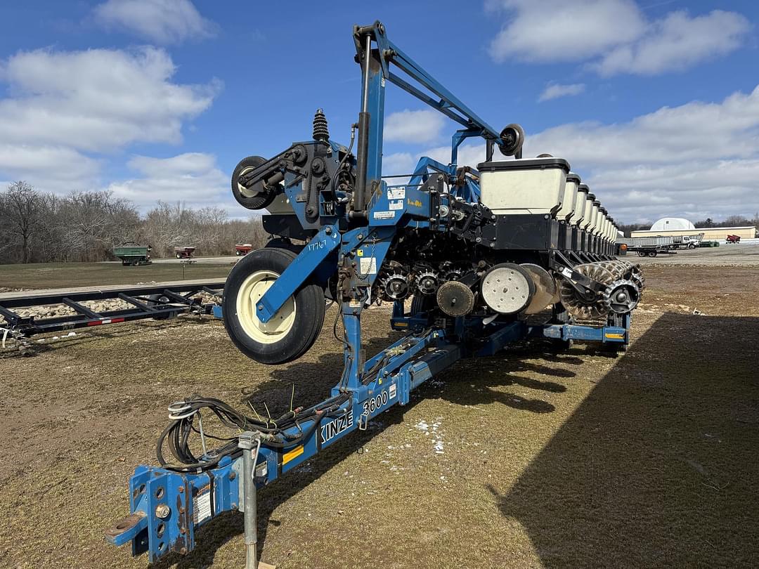 Image of Kinze 3600 Primary image