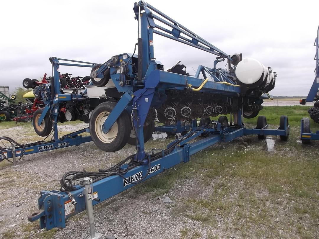 Image of Kinze 3600 Primary image